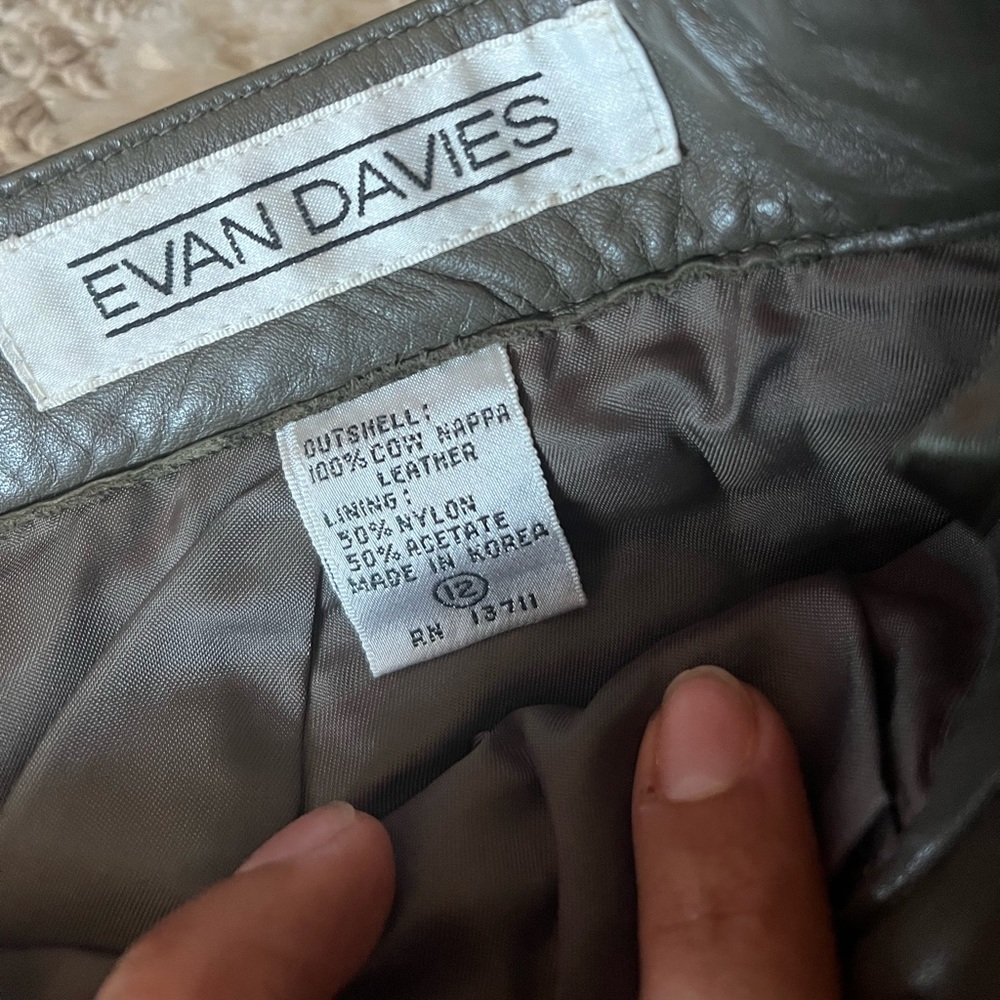 Vintage 80s genuine leather skirt - Picture 3 of 8